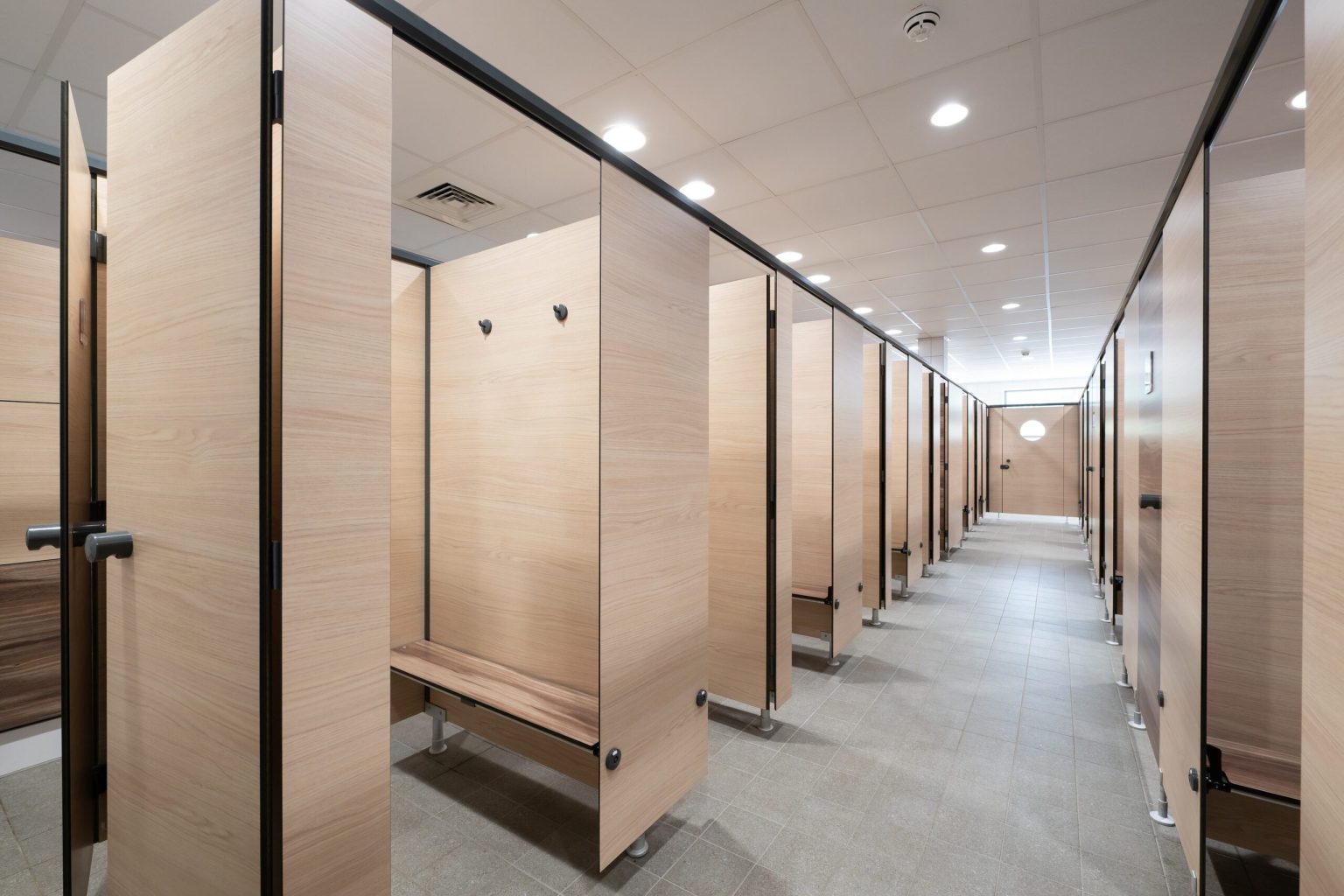Accueil et vestiaires de la Piscine de Spa